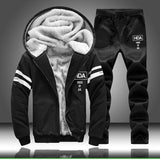 Tracksuit men Fleece Hoodies Set 2019 Warm Sweatshirt print Jogging Homme Thick hoodie+Pants Sportswear tracksuit Top And Pants